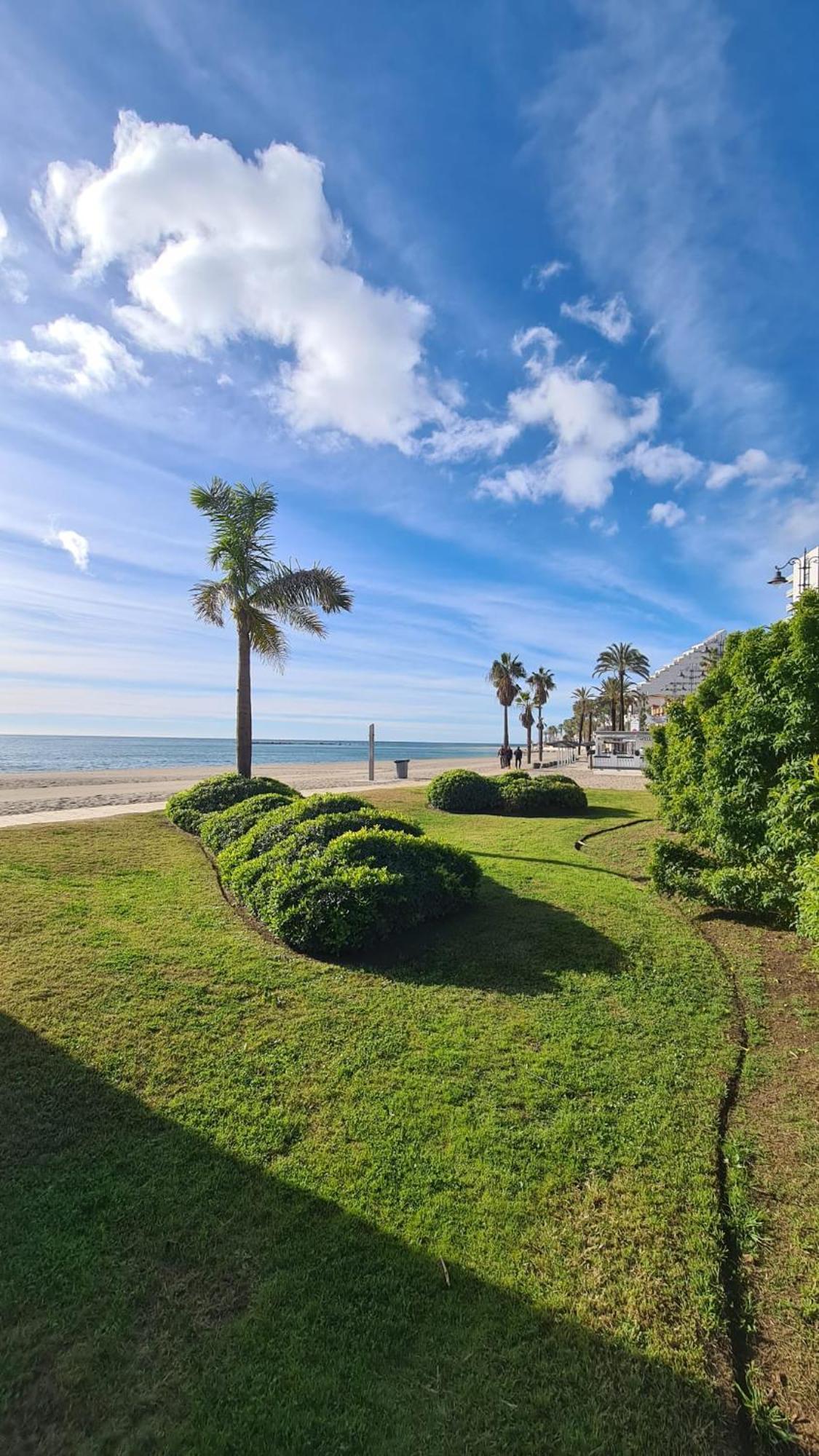 Apartamento Con Vistas Al Mar Cerca Del Puerto *